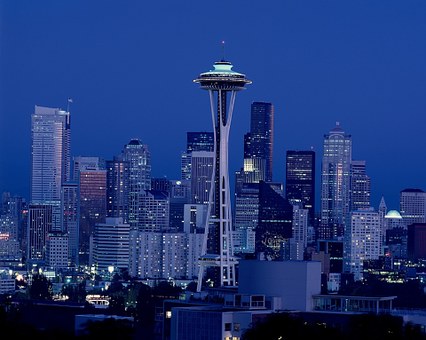 This image has an empty alt attribute; its file name is seattle-skyline.jpg